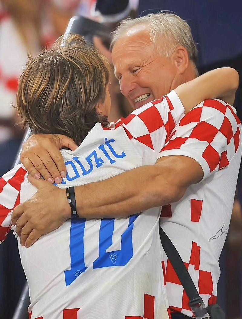 媒体年度最佳新秀投票，四大才子接连上榜